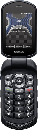 Connect your Kyocera DuraXE to the computer using the USB cable.
